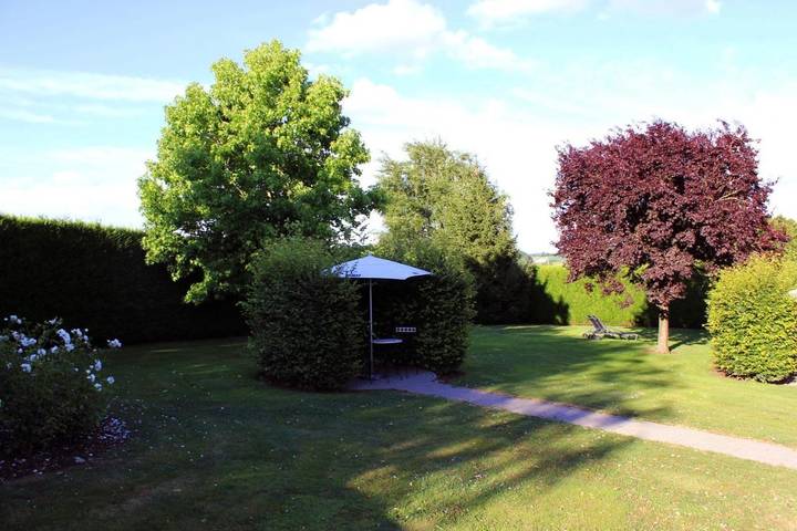 Hôtel pour 2 personnes, avec jardin et terrasse dans Falmignoul - 4
