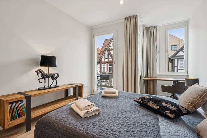 Mel&Bens Balkon-Suite | Altstadt | Parkoption in Celle, Aller-Leine-Tal