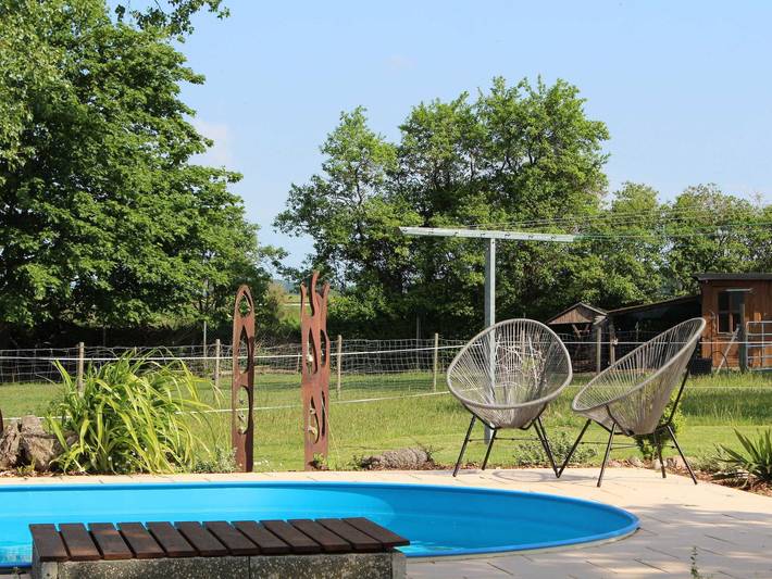 Bauernhof für 9 Personen, mit Terrasse und Garten sowie Pool in Mecklenburgische Seenplatte - 4