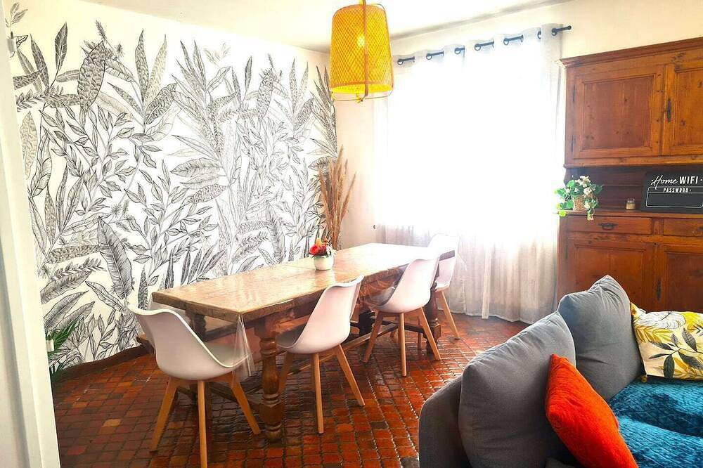 Country house 10 minutes from Switzerland. Ideal for families! in Blamont (Doubs), Französischer Jura