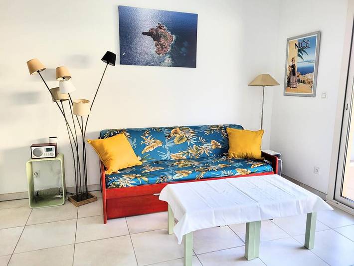 Gîte pour 5 personnes, avec piscine ainsi que vue et jardin dans Plage de San Peire - 2