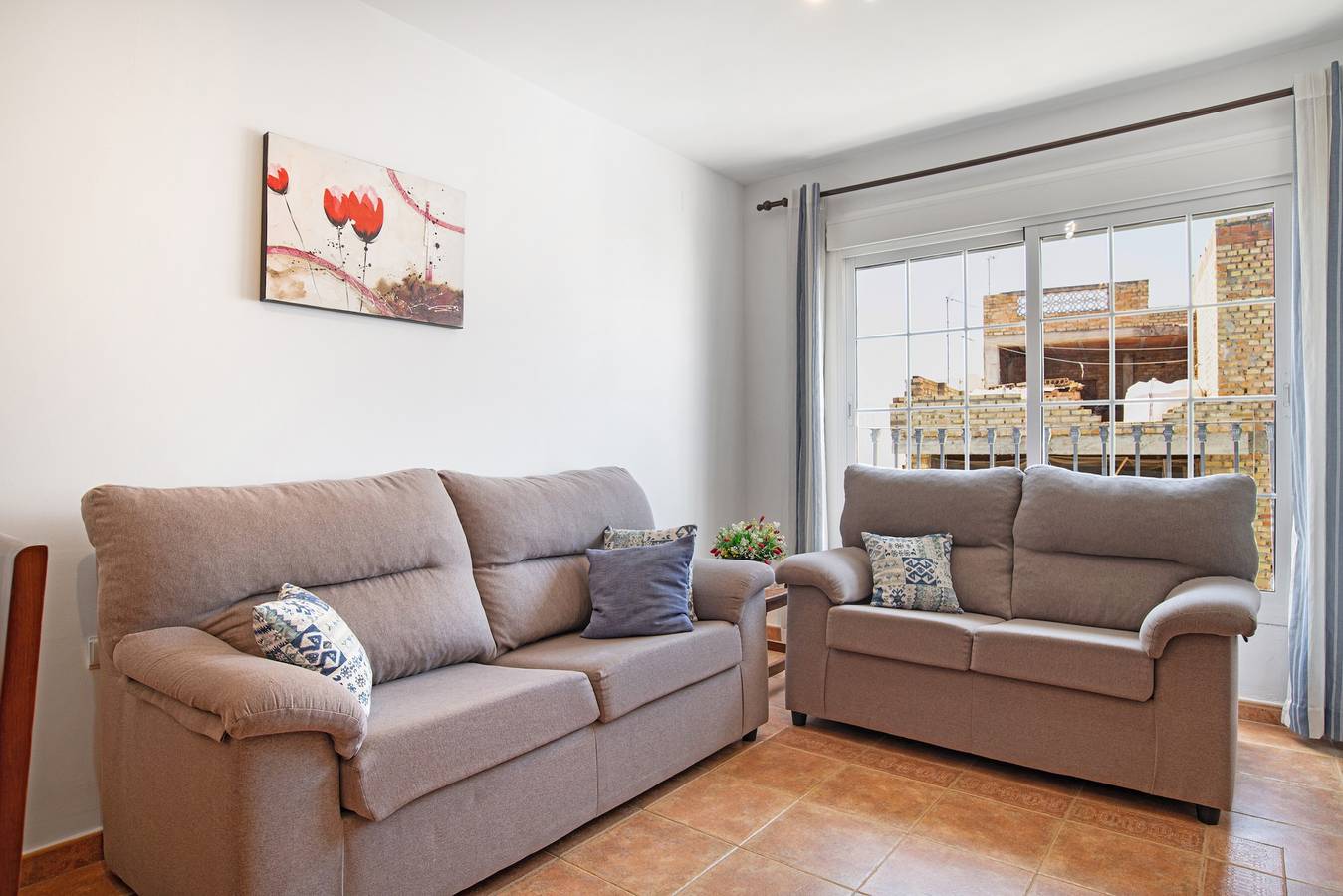 Entire apartment, Apartment 'El Rincón De María' with Balcony and Wi-Fi in Conil de la Frontera, Costa de la Luz