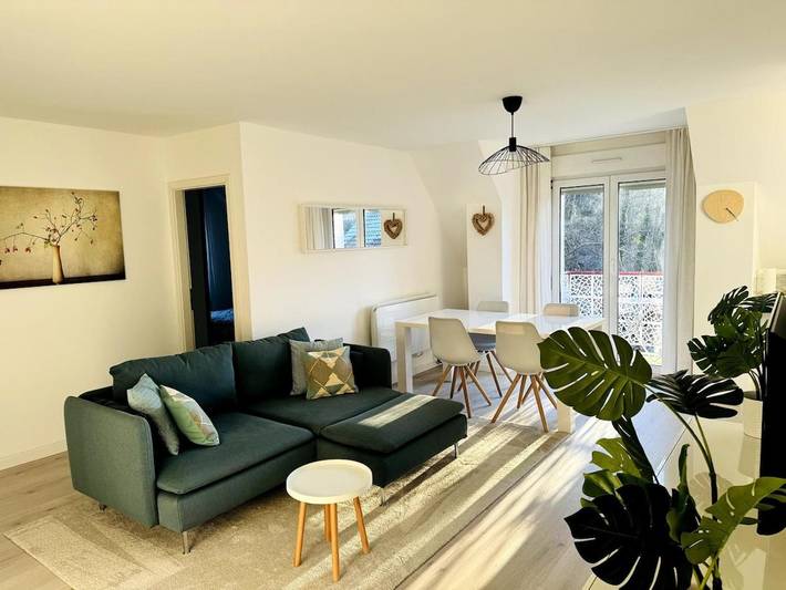 Gîte pour 4 personnes, avec vue et balcon à Bartenheim