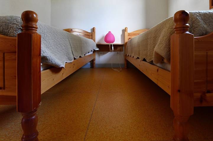 Gîte pour 6 personnes, avec piscine et terrasse à Saint-Pal-de-Chalencon - 2