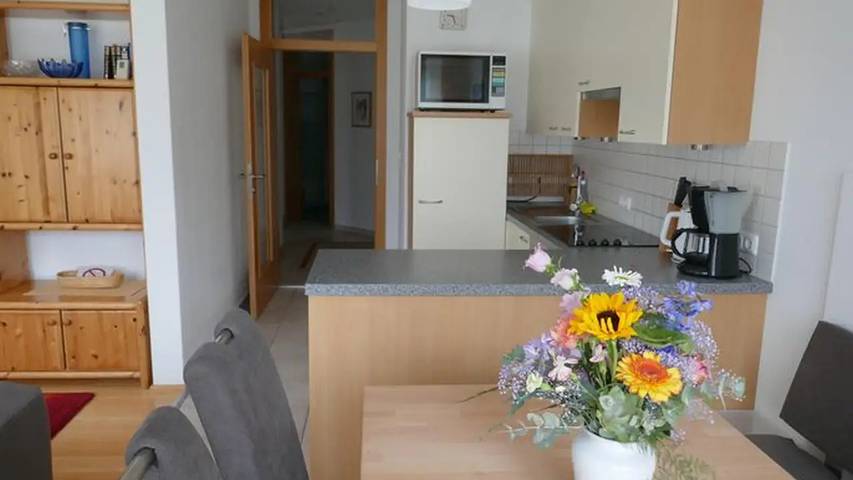 Appartement de vacances pour 6 personnes, avec terrasse et jardin