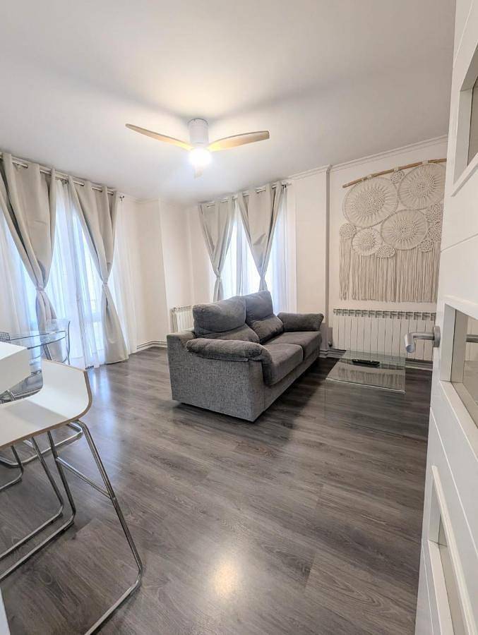 Apartamento de vacaciones para 6 personas, con vistas y terraza, Se admiten mascotas - 1