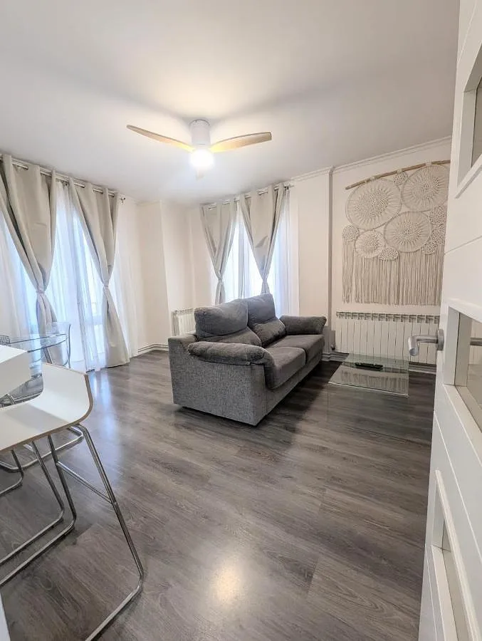 Apartamento de vacaciones para 6 personas, con vistas y terraza, Se admiten mascotas - 1