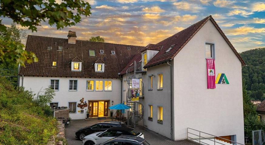 Hostel für 2 Personen, mit Terrasse und Garten in Blaubeuren