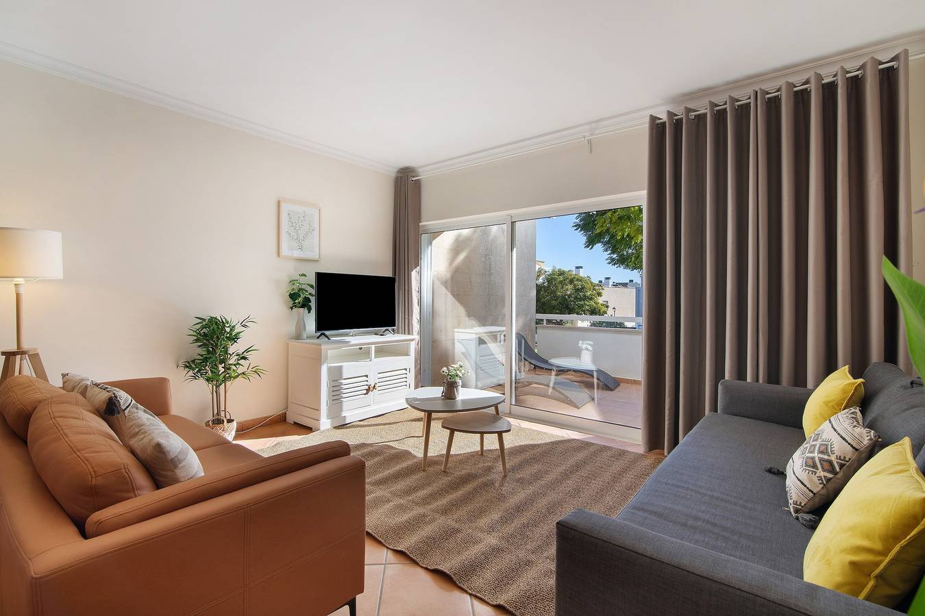 Apartamento entero, Apartamento '1G Apt Rosmaninho' con piscina compartida, Wi-Fi y aire acondicionado in Tavira, Santa Luzia (Tavira)