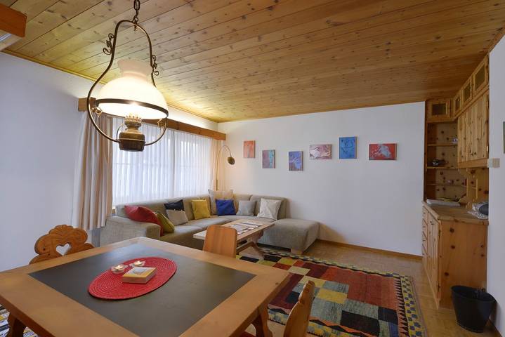 Ferienwohnung für 4 Personen, mit Balkon, kinderfreundlich in Scuol