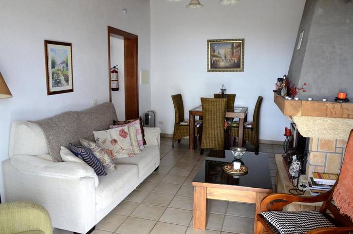 Chalet para 4 personas, con piscina además de jardín y vistas, Se admiten mascotas en La Palma - 3