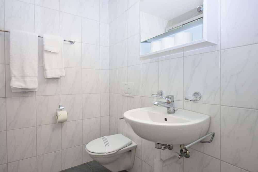 Entire apartment, Practical studio at trendy location - Stork 22 in Zurich, Zurich district