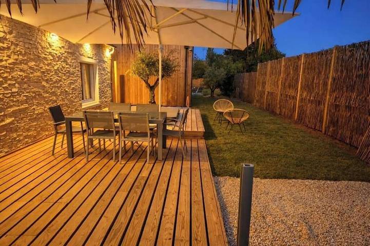Appartement de vacances pour 2 personnes, avec Jacuzzi et Terrasse ainsi que Jardin et Sauna