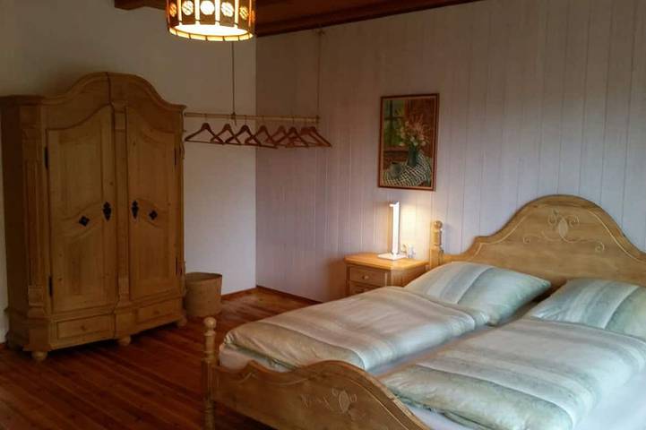 Ganze Wohnung, Tannehüsle Xl bis 6 Personen - ruhig, mit Aussicht in Südlage in St. Märgen ort, St. Märgen