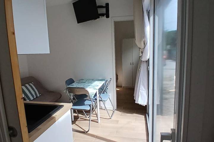 Apartamento entero, Quiet apartment with pool in Peymeinade, Costa mediterránea (Francia)