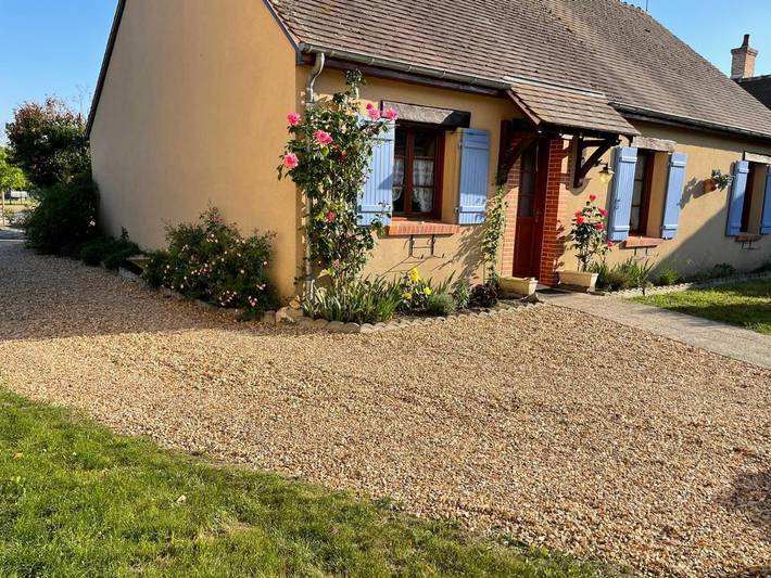 Location de vacances pour 8 personnes, avec terrasse à Selles-Saint-Denis - 2