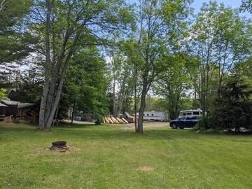 Mobile Home for 4 People in Ontario, Photo 1