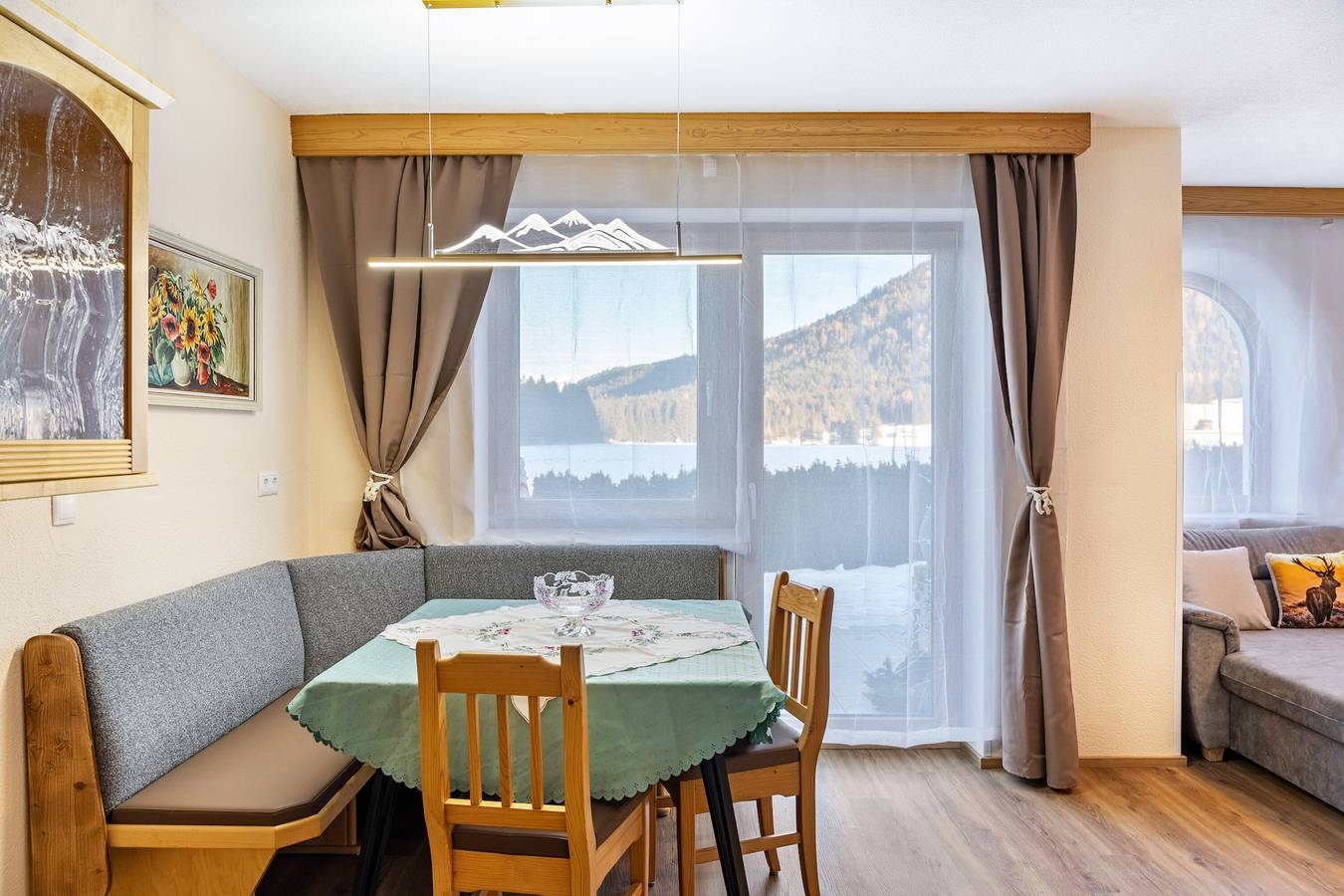 Apartamento entero, Apartamento “Paula” con vistas a la montaña, terraza privada y Wi-Fi in Leutasch, Distrito de Innsbruck-Land