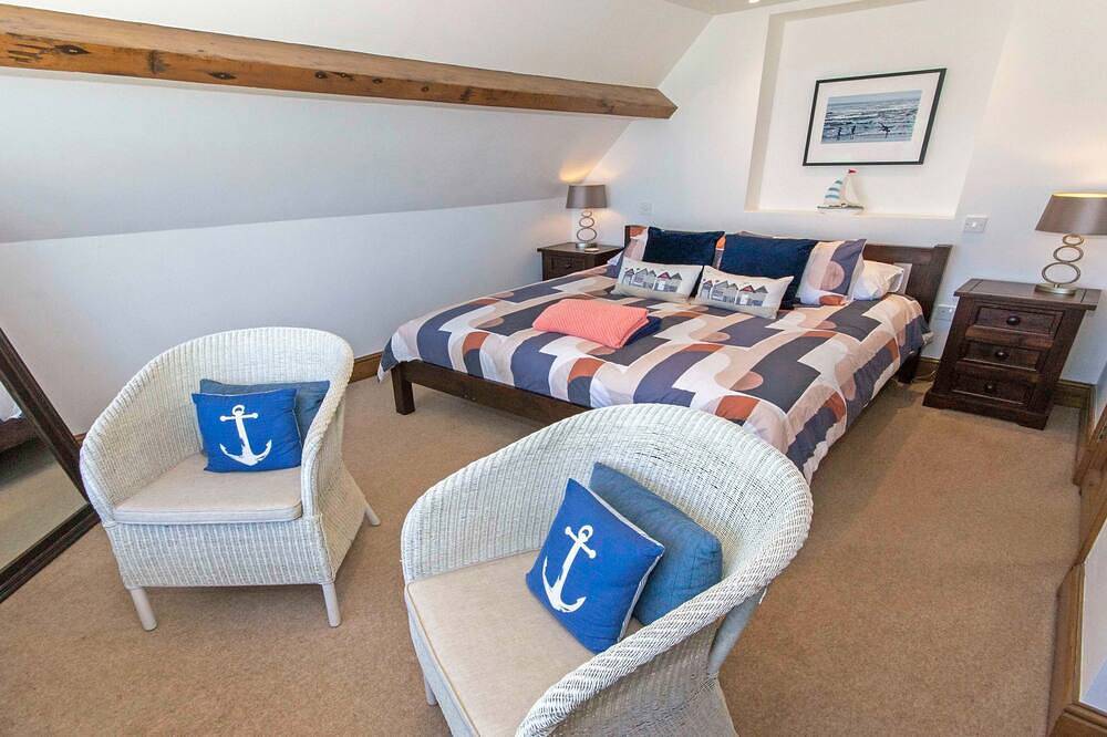 Stables - Best Sea views in Croyde! Sleeps 8 in Croyde, Devon