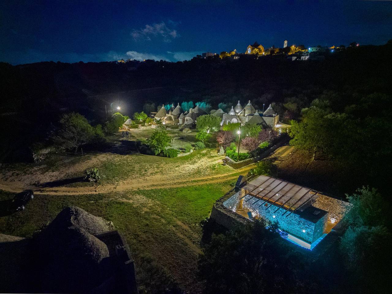 Trullo Fortuna Pool Suite - Loco... in Locorotondo, Province de Bari