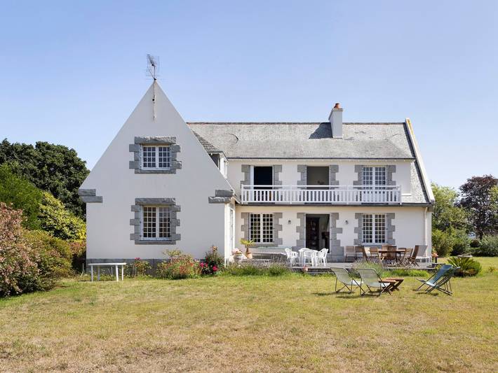 Ferienhaus „Villa Ty Mabo“ mit privater Terrasse, Garten und Wlan in Trébeurden, Rosa Granitküste