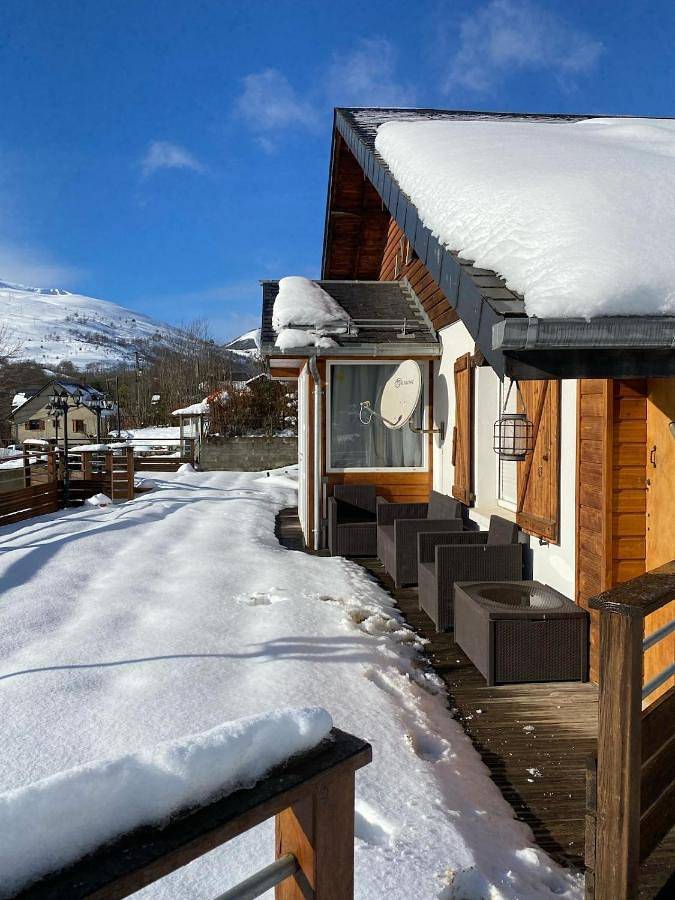 Four-Bedroom House in Garin, Pyrénées