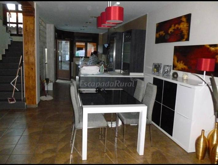 Casa rural para 3 personas, con jacuzzi y jardín, Familias con niños en Provincia de Valladolid - 2