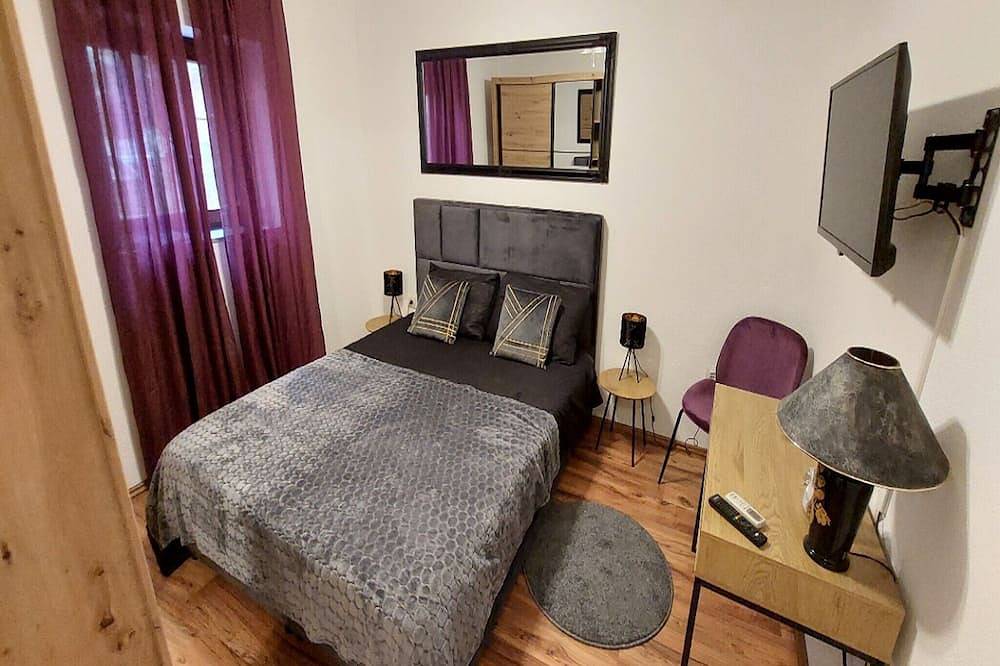 Rooms Argo - Purple Double Room in Ville de Cres, Île de Cres