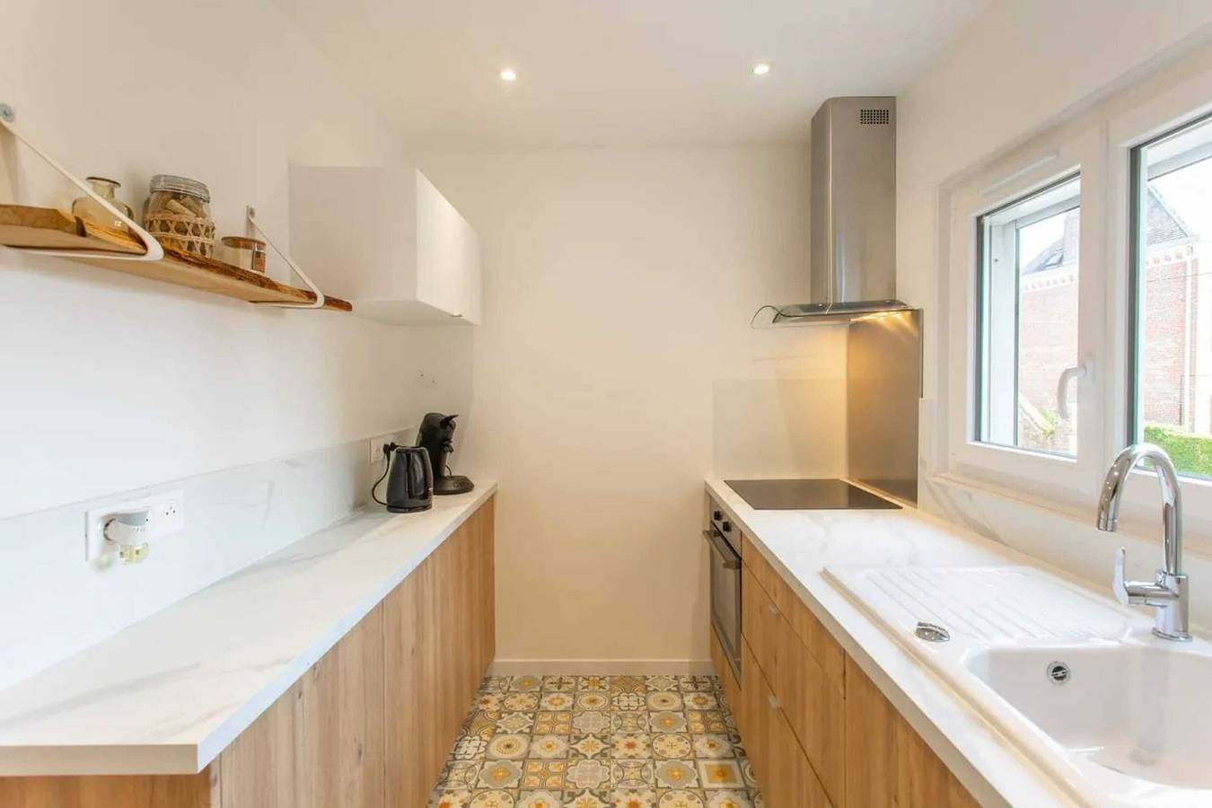 Entire apartment, Charming Apartment in Amiens with Parking - 65m² in Amiens, Amiens region