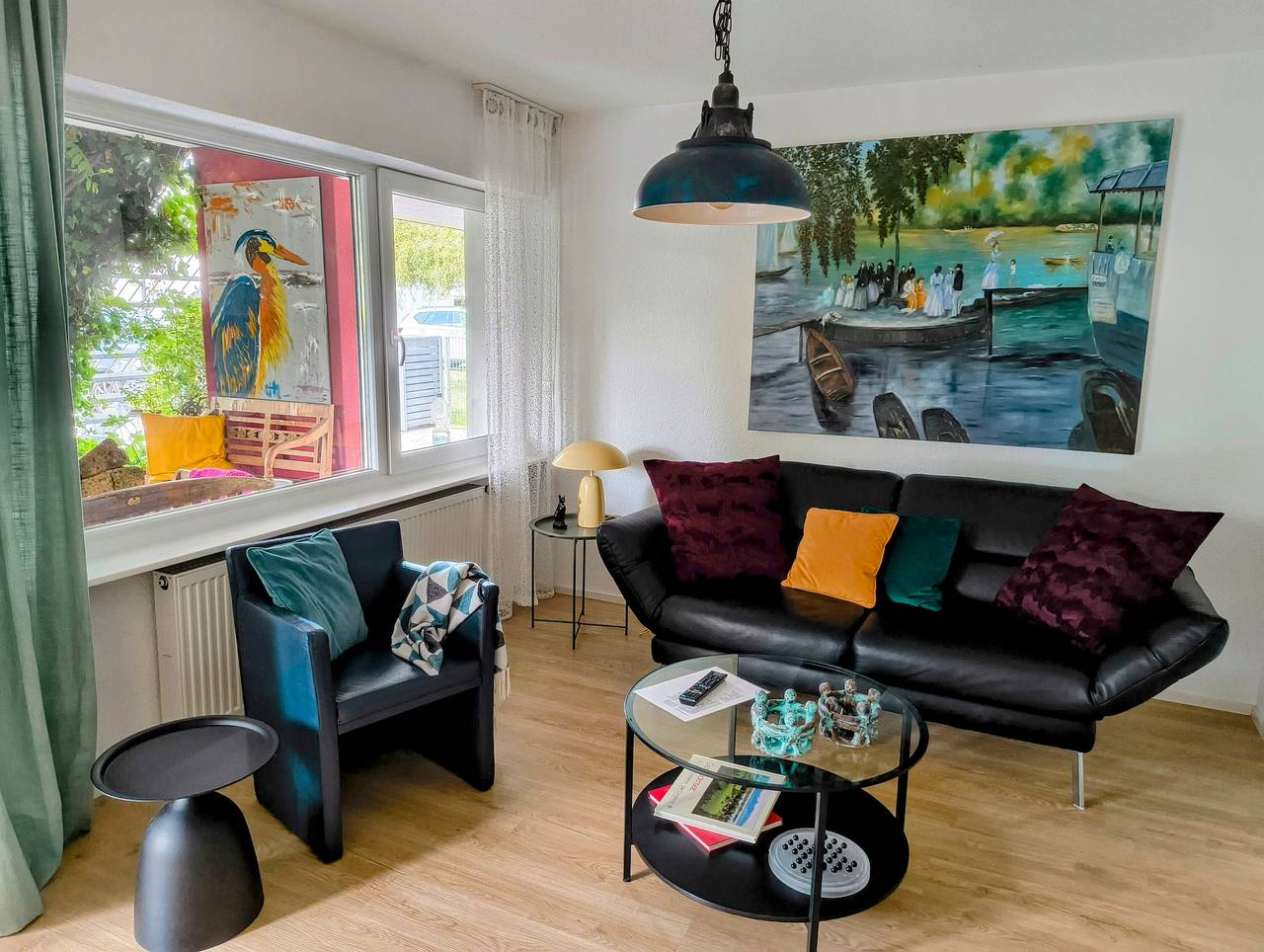 Ganze Wohnung, Ferienwohnung 'Haus Auryn' mit Privatterrasse, Gemeinschaftsgarten und Wlan in Markelfingen, Radolfzell am Bodensee
