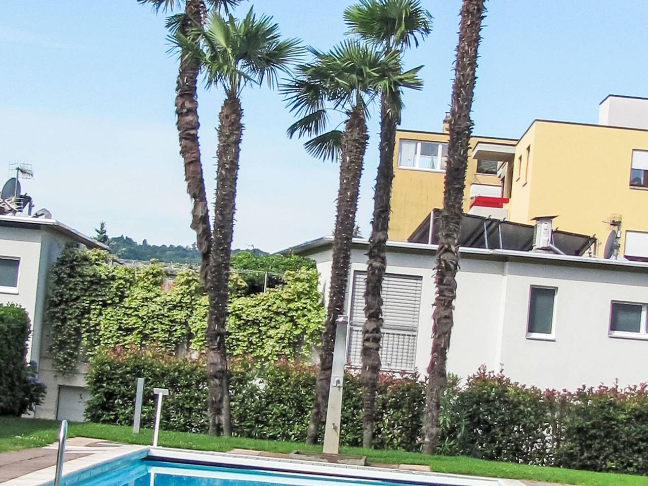 Ganze Wohnung, 2 Zimmer Gartenwohnung mit Pool in Caslano, Luganersee