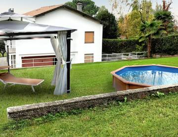 Villa Con Piscina per 8 Persone in Ranco, Lago Maggiore (Lombardia), Foto 2