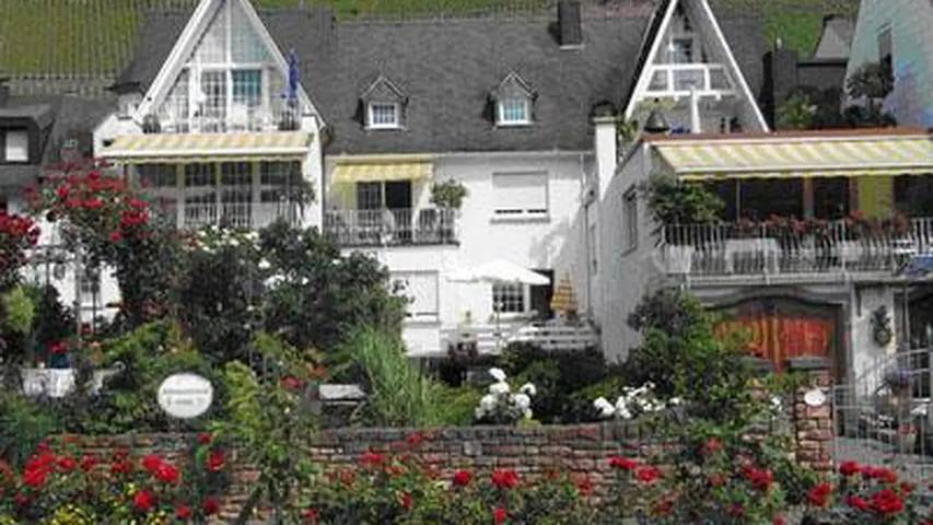 Ferienwohnung für 3 Personen, mit Garten in Neef