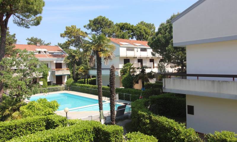 Vakantiehuis voor 5 personen, with Balkon/Terras and Tuin as well as Uitzicht in Lignano Pineta