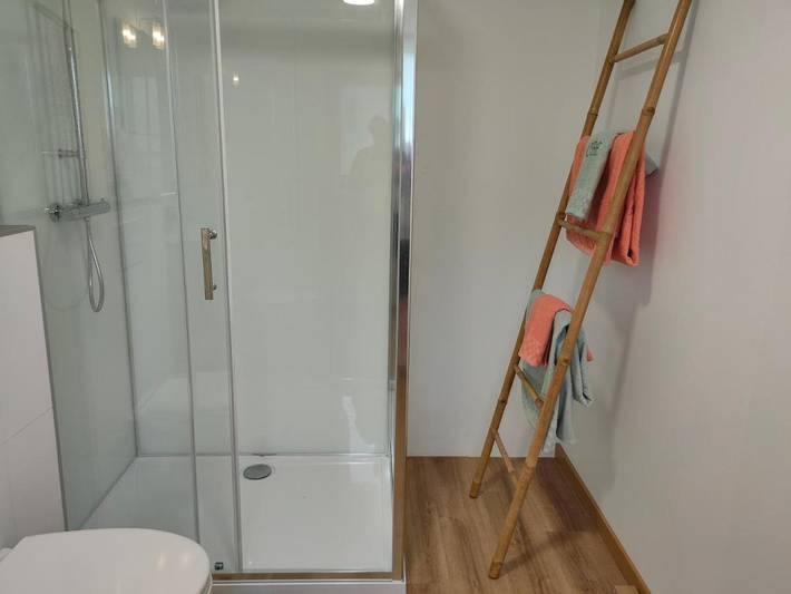 Tente pour 2 personnes, avec jardin et vue ainsi que piscine et terrasse dans le Lot - 2