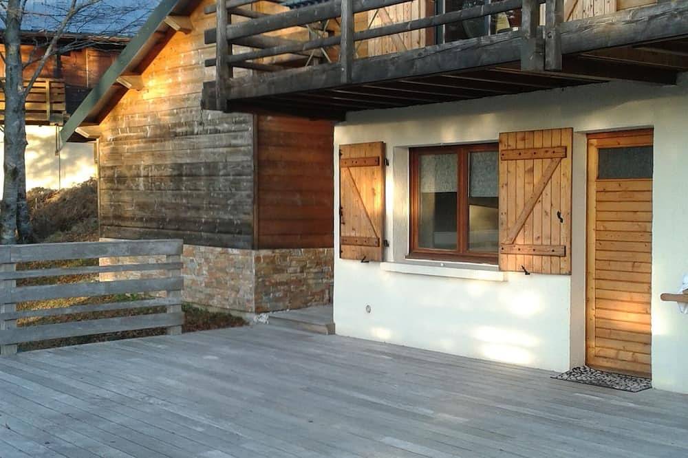 Ganze Wohnung, Wohnung in Berghütte (Mourtis) in Station du Mourtis, Boutx