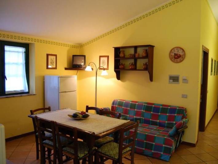 Appartamento per 5 persone, con Terrazza e Giardino nonché Piscina a Bevagna