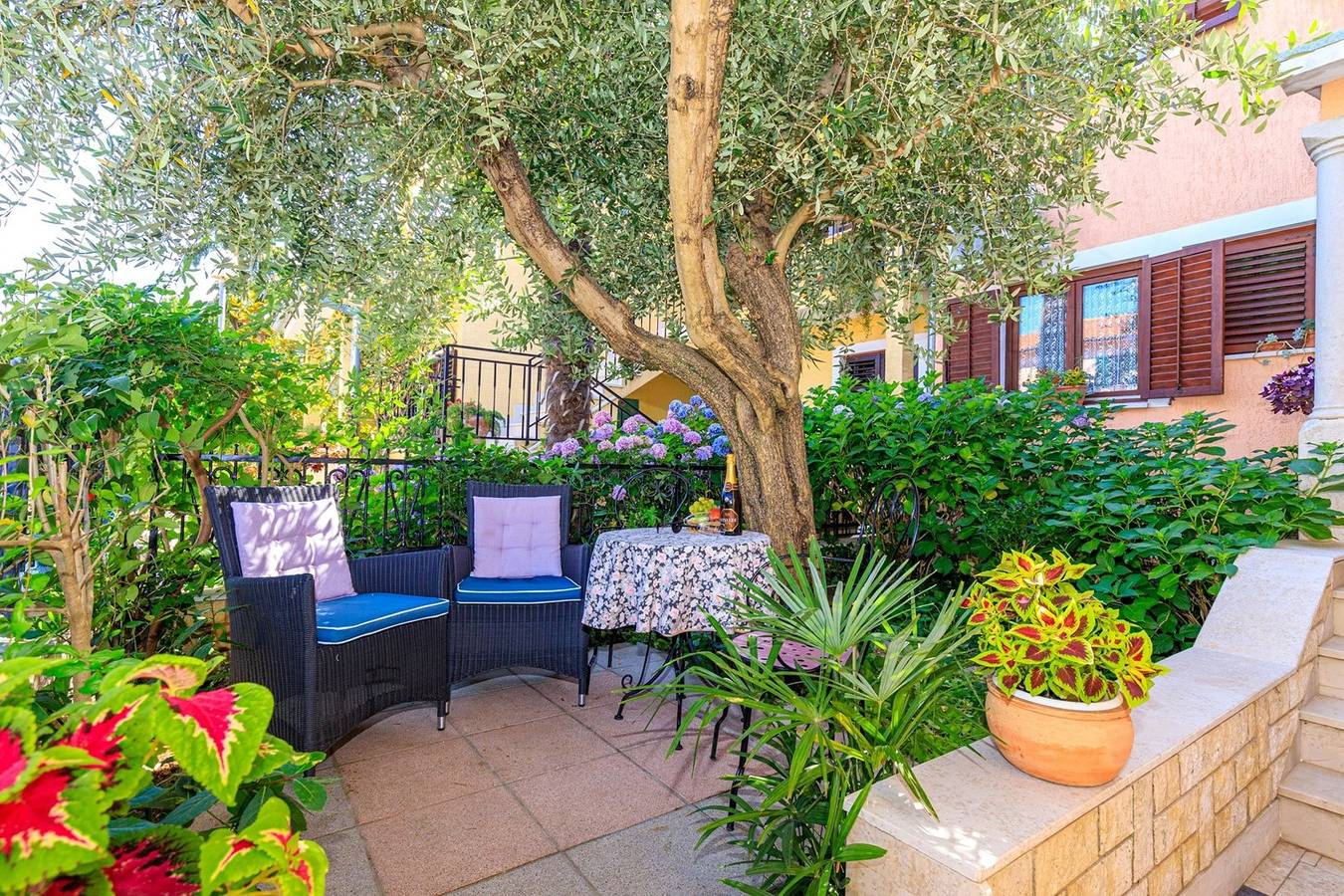 Geheel appartement, Vakantieappartement voor 5 personen met balkon/terras in Vrsar, Općina Vrsar