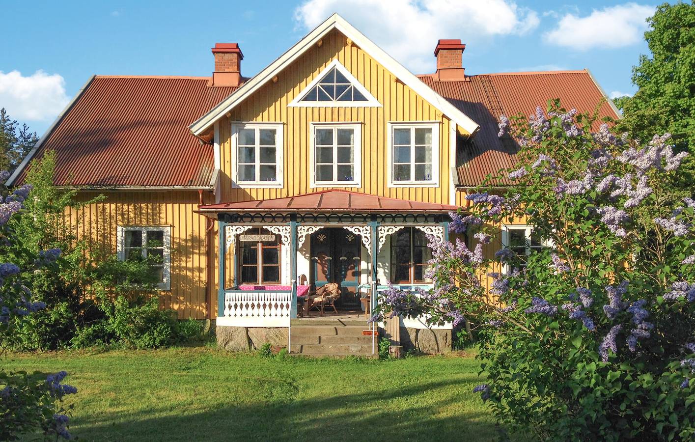 Hus för 16 Personer, med trädgård och terass