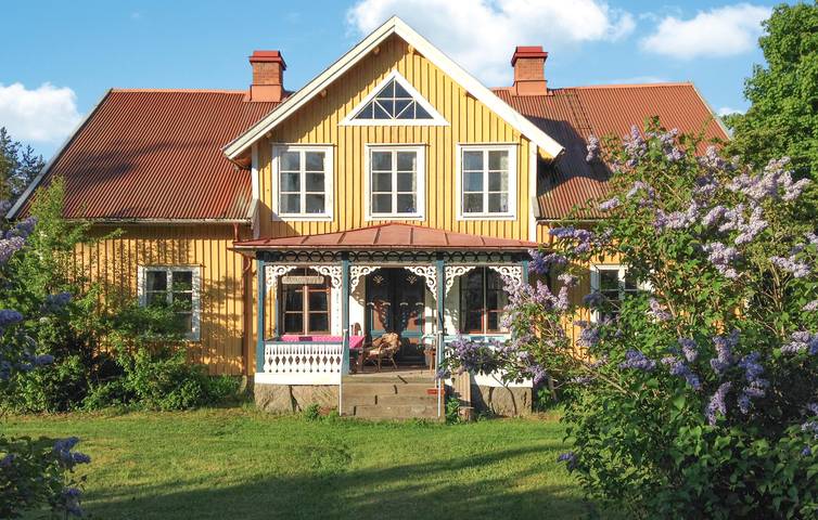 Bauernhof für 16 Personen, mit Terrasse und Garten in Schweden
