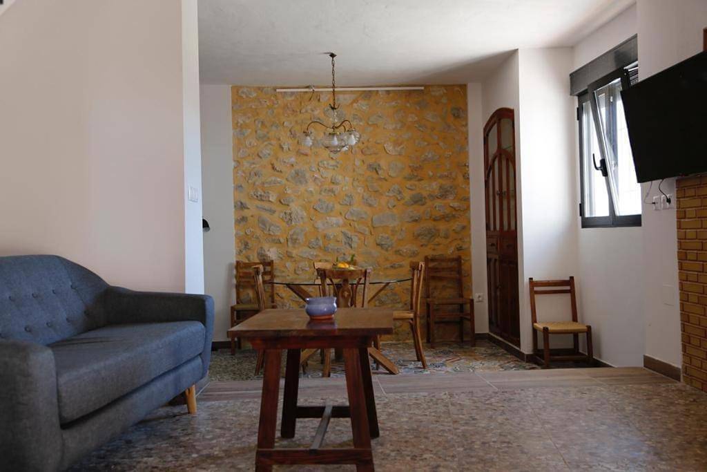 Two-Bedroom House in Tàrbena, Costa Blanca