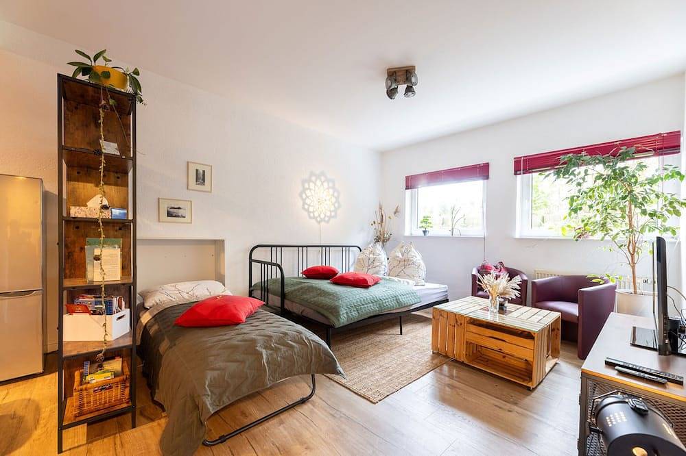 Ganze Wohnung, Charmante Souterrainwohnung nähe Erlangen und Bamberg in Adelsdorf, Franken