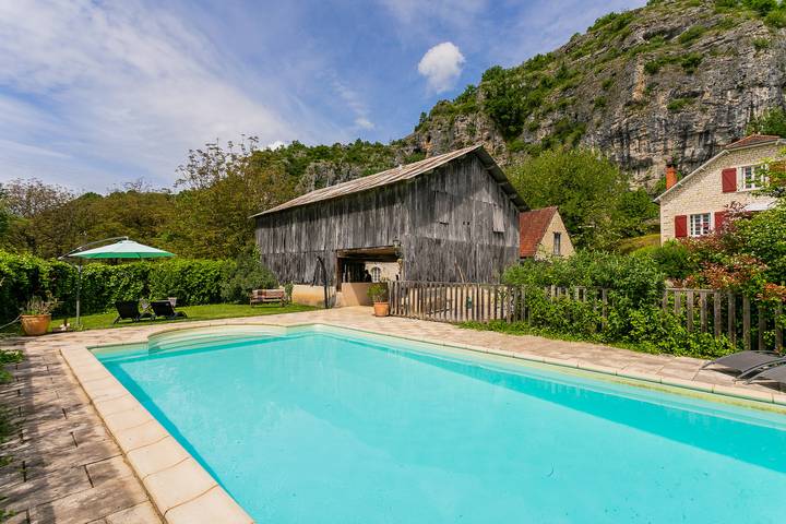 Gîte pour 10 personnes, avec piscine, adapté aux familles à Martel - 3