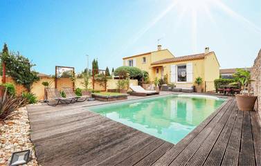 Gîte pour 6 personnes, avec piscine à Lignan-sur-Orb