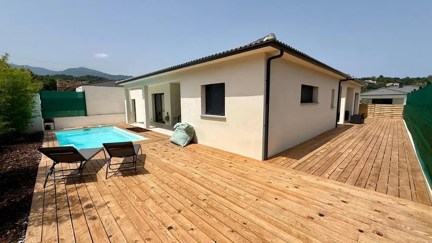 Chalet para 6 personas, con piscina además de vistas y jardín - 1