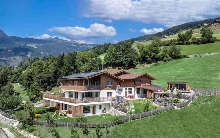 Ferienwohnung für 6 Personen, mit Sauna und Garten sowie Ausblick - 1