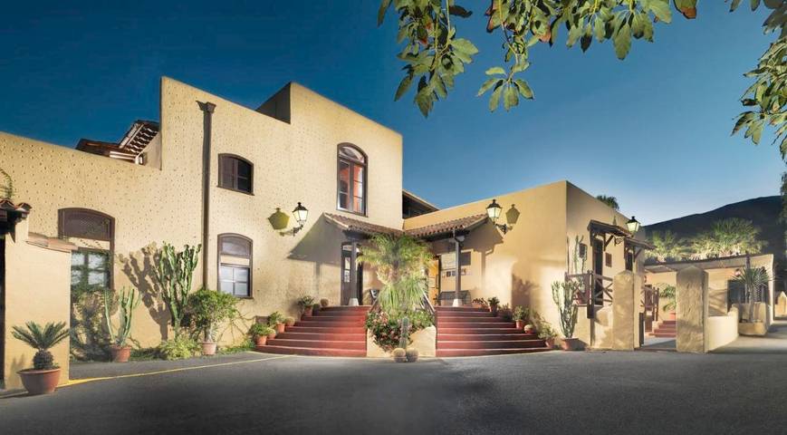 Casa rural para 3 personas, con Balcón y Terraza además de Jardín y Piscina en Güímar