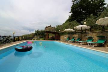 Agriturismo per 10 Persone in Valdarno, Chianti, Foto 1