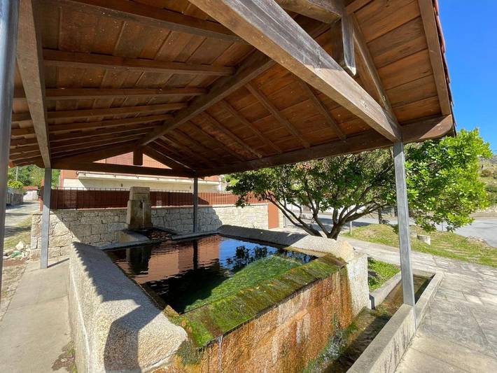 Location de vacances pour 6 personnes, avec balcon et vue ainsi que piscine et jardin dans Campo Do Gerez - 3