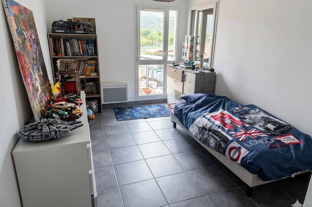Lovely 3-room apartment overlooking the Tanneron, 10 minutes from the sea and Grasse in Pégomas, Costa mediterránea (Francia)